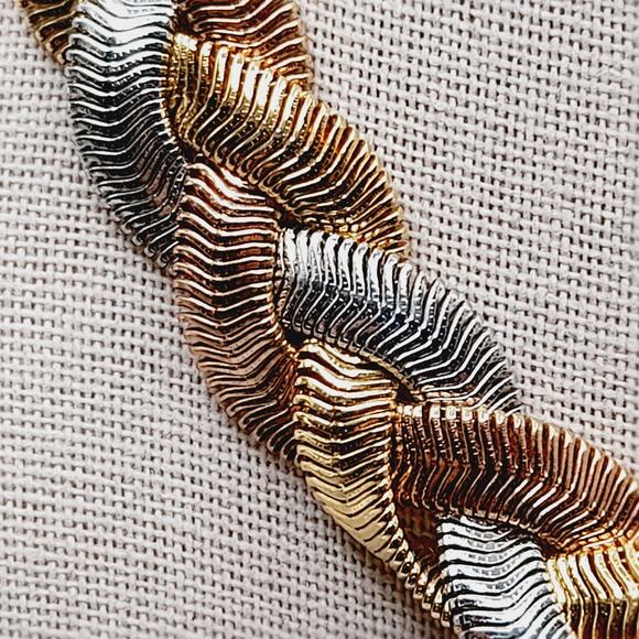 Vintage Monet 3 Tone Braided Snake Chain Necklace 16” Signed 1980s - Picture 3 of 10